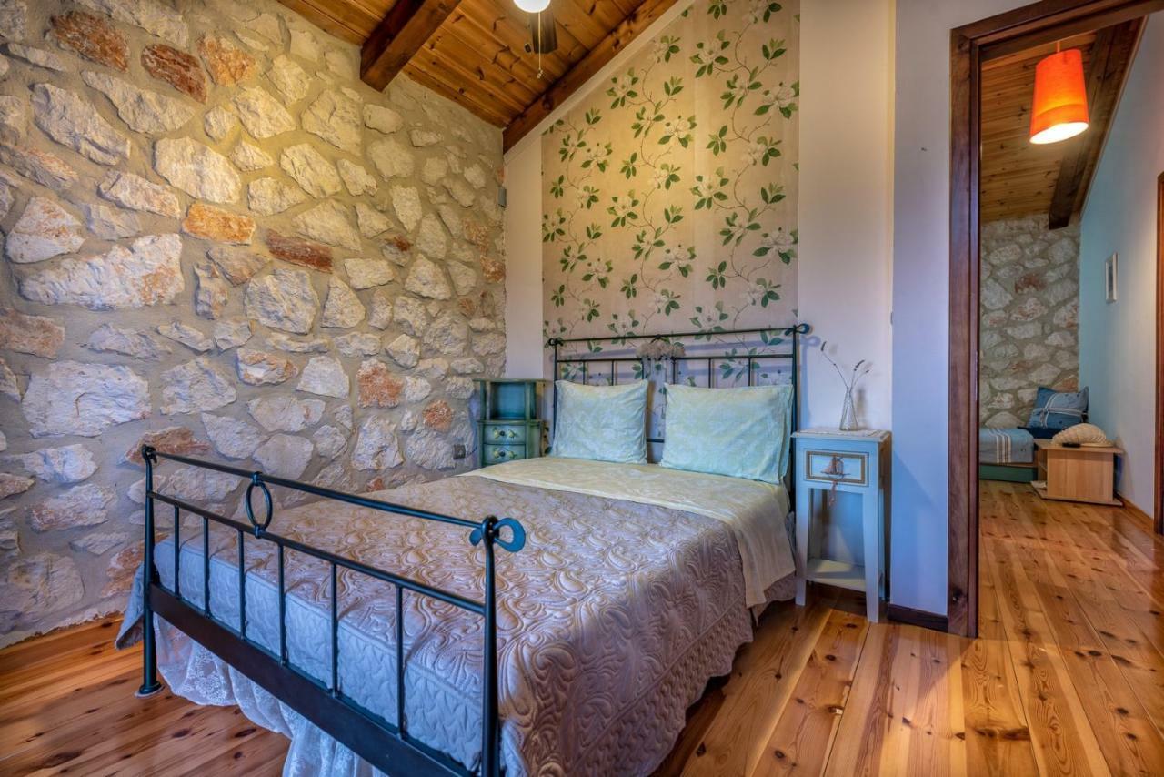 Orfeas Villa Meson Yerakarion Exterior photo