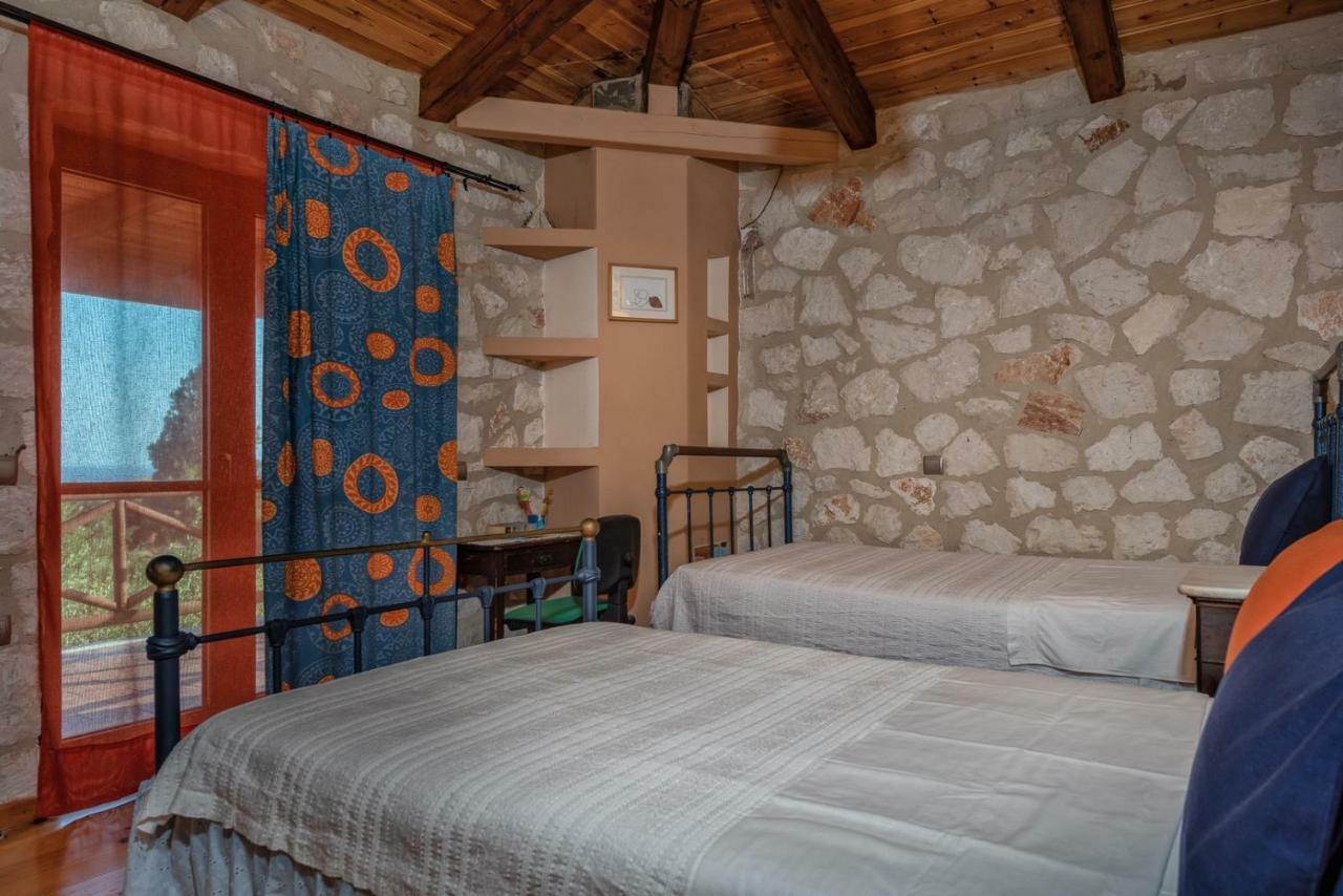 Orfeas Villa Meson Yerakarion Exterior photo