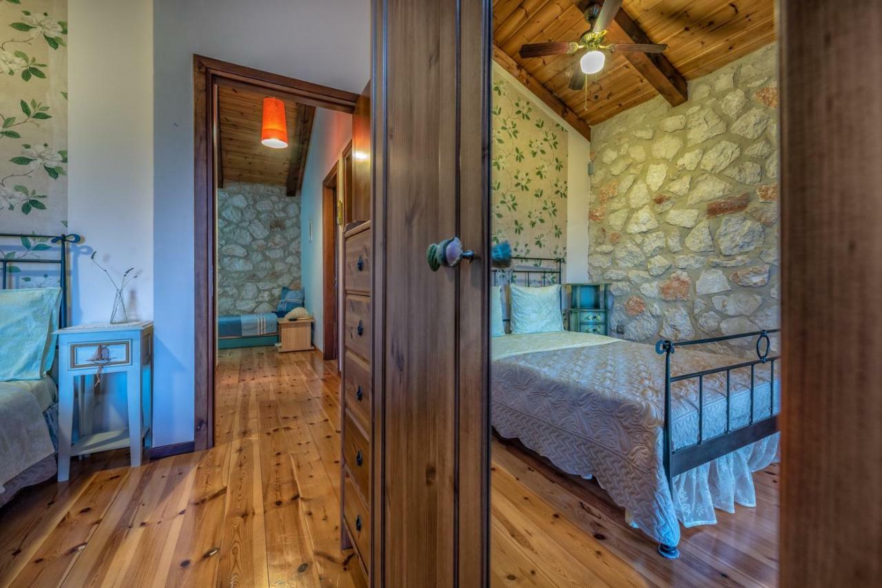 Orfeas Villa Meson Yerakarion Exterior photo
